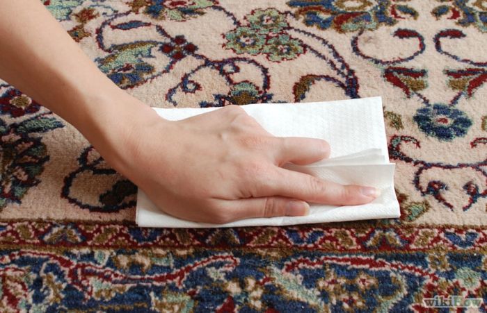 Как почистить ковер своими руками: порошком, содой, уксусом